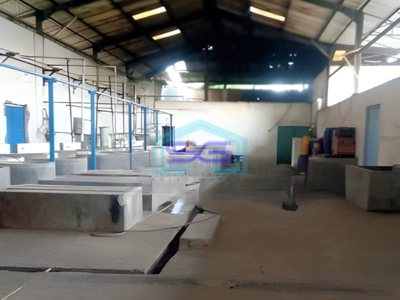 Dijual Gudang Akses Container 40 Feet Luas Bangunan  3400 m²  di Cikiwul Bekasi