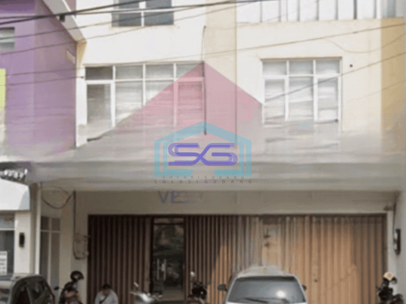 Disewakan Ruko 3 Lantai Lokasi Pusat Kota Surabaya Luas Bangunan 202 m²