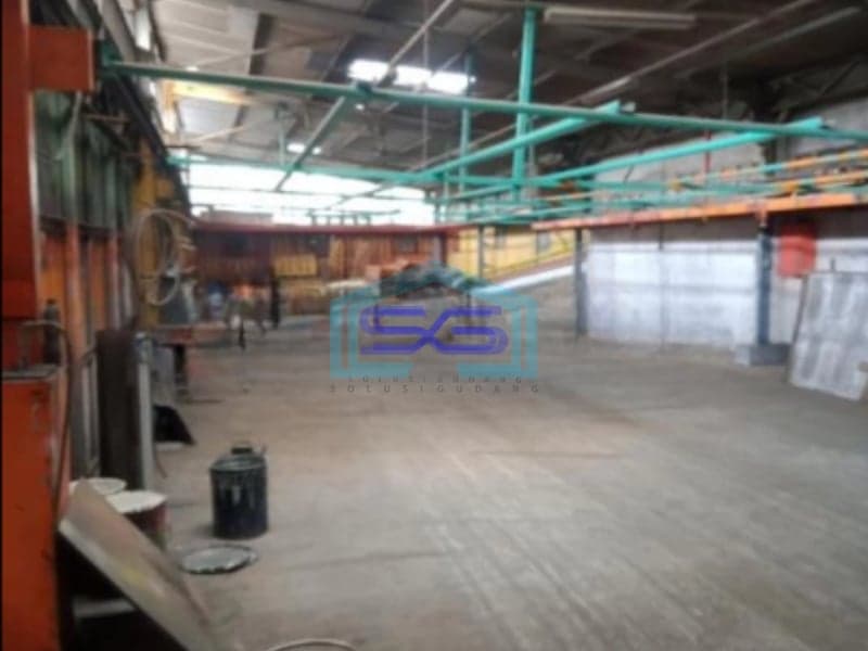 Dijual Pabrik Lokasi di kavling DPR Cipondoh Tangerang Luas Bangunan 2500m2