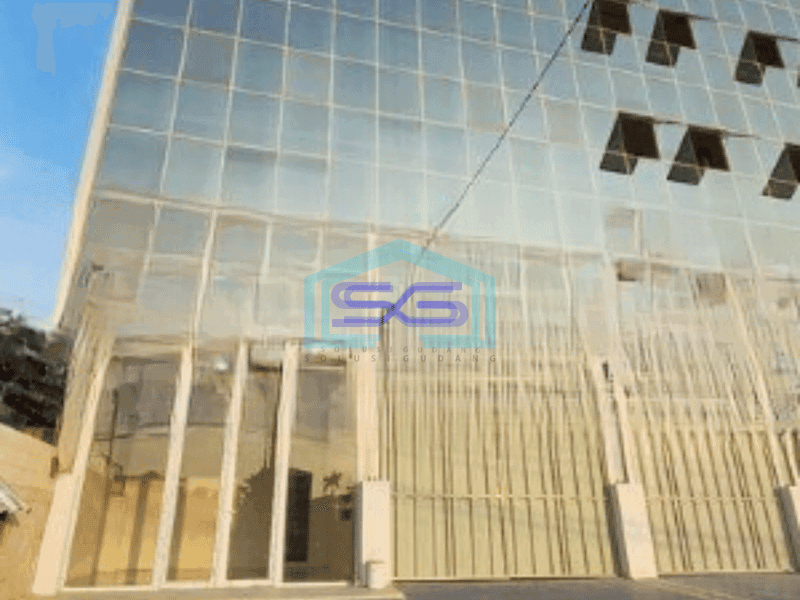 Disewakan Gudang Ada Kantor Luas Bangunan 687 m² Lokasi Strategis di Kalideres Jakarta Barat