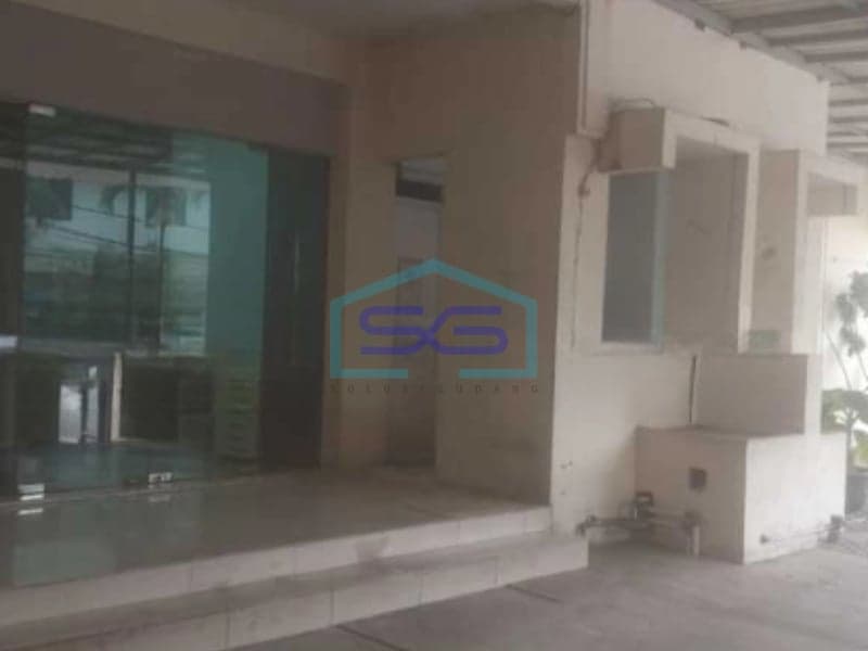 Disewakan Gudang Luas Tanah 2030 m² Bebas Banjir di Tangerang Selatan