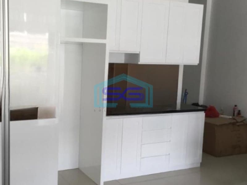 Dijual Ruko 3 Lantai Luas Bangunan 225 m2 Lokasi Strategis di Teluk Naga Tangerang