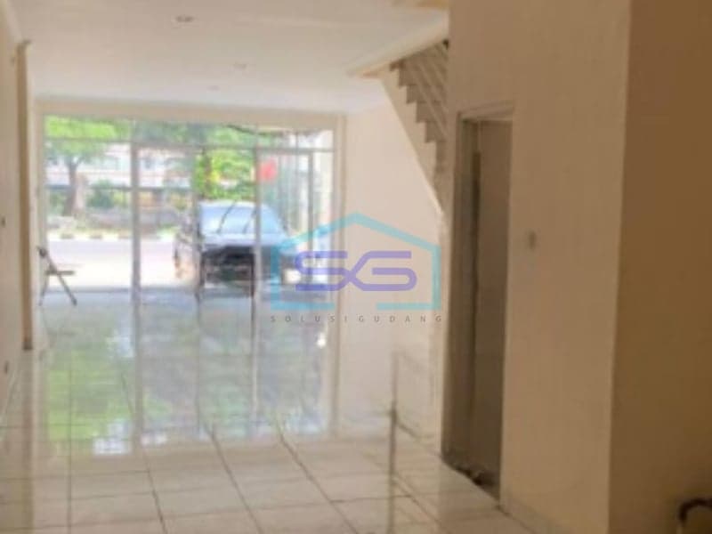 Disewakan Ruko Bebas Banjir Luas Tanah 247 m² Lokasi di Jakarta Selatan