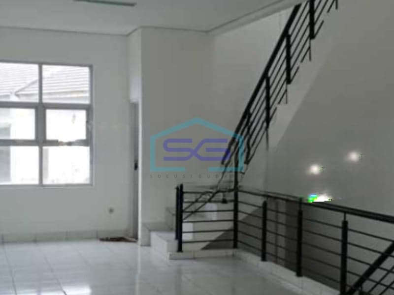 Dijual Ruko 3 Lantai Luas Bangunan 155 m² Bebas Banjir Siap Huni di Cisauk Tangerang