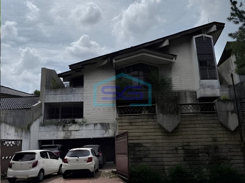 Land for Sale in Villa Cinere Mas South Jakarta Land Area 811 m²