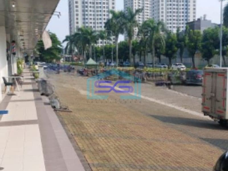 Disewakan Ruko Sangat Rapih Siap Huni di Gading Serpong Tangerang LB 172m2