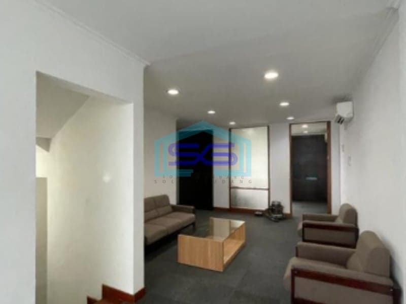 Disewakan Ruko 3 Lantai Di Daerah Komersil Pondok Indah Jakarta Selatan LB 210m2