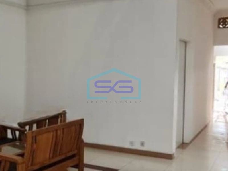 Disewakan Ruang Usaha Luas Bangunan 1000 m² Lokasi di Semarang Barat