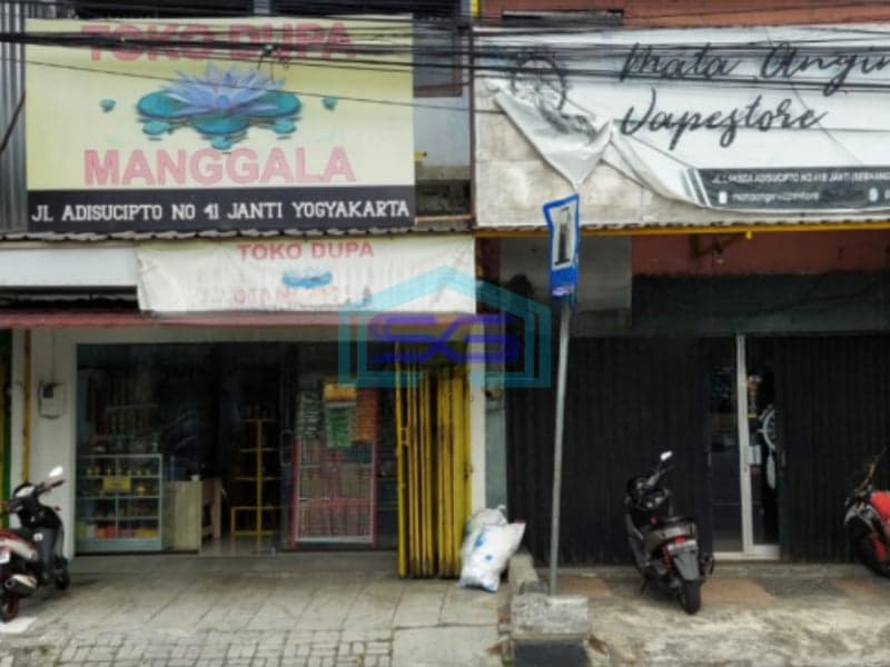 Dijual Ruko Gandeng Di Jl Laksda Adisucipto Depok Sleman Luas Bangunan 128 m²
