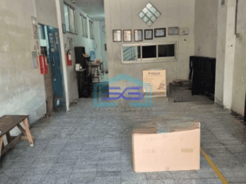 Dijual Ruko Luas Bangunan 474 m² Lokasi Surabaya Kota