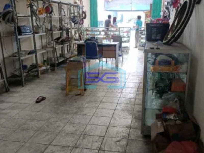 Dijual Ruko 2 Lantai Luas Bangunan 128 m² Lokasi Bebas Banjir di Surabaya