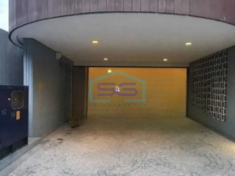 Dijual Kantor di Pluit Penjaringan, Jakarta Utara Luas Bangunan 1.600 m2