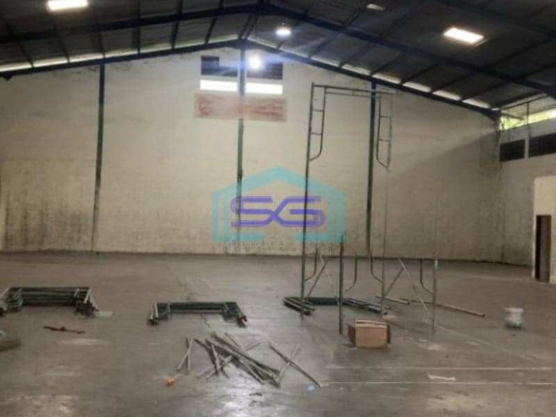 Disewakan Gudang Ada Kantor Luas Bangunan  1100 m² Lokasi Karawaci Tangerang