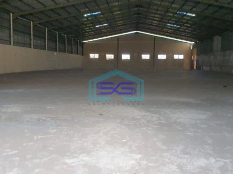 Disewakan Gudang Akses Container Lokasi Strategis di Ungaran Semarang Luas Bangunan  2500 m²