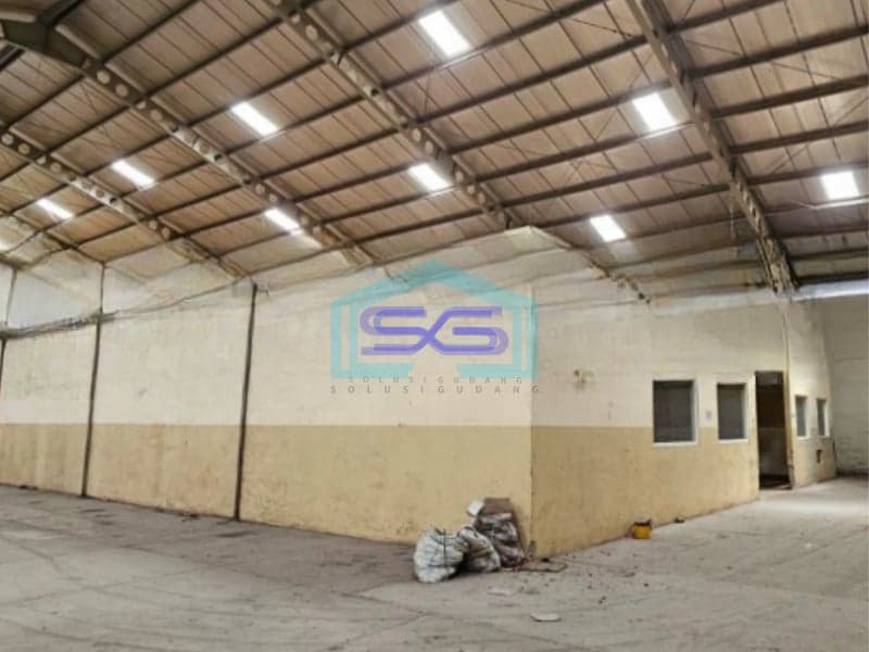 Disewakan Gudang Luas Tanah  7000 m² Lokasi Strategis di Semarang Utara