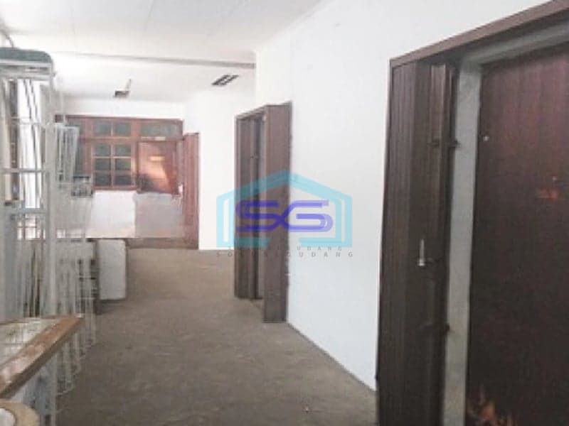 Dijual Gedung Kantor Ada Lift Barang Zona Campuran di Tanjung Duren Jakarta Barat LB 900m2