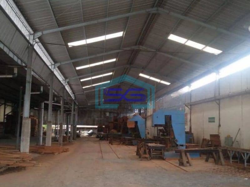 Dijual Murah Gudang Dan Pabrik Kayu Mayjend Sungkono Pusat Kota Gresik Bonus Mesin Dan Forklift