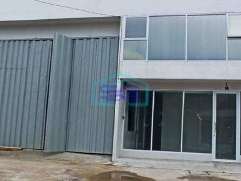 Disewakan Gudang Ada Kantor Luas Bangunan  300 m² Pinggir Jalan Raya Jurumudi Tangerang