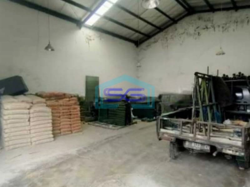 Di Jual Cepat Ruko di Gunung Batu Mainroad Gunung Batu, Bandung Luas Bangunan  300 m²