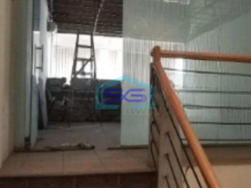 Disewakan Ruko di Jl. Panjang Sunrise Jakarta Barat Sudah Renovasi SHM LB 320m2
