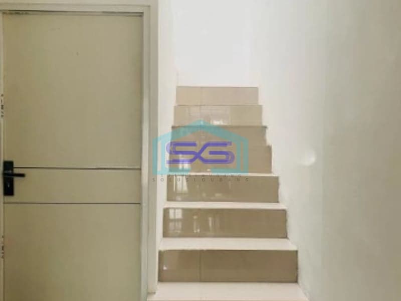 Disewakan Ruko Strategis di Jalan Peta Babakan Tarogong Bandung LB 110m2 Siap Huni