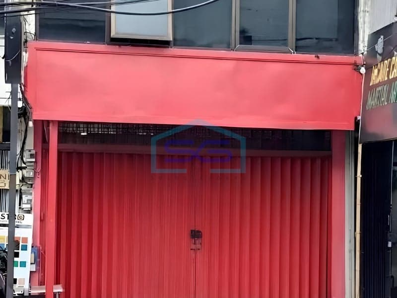 东爪哇玛琅战略性店屋出售 占地面积90平方米