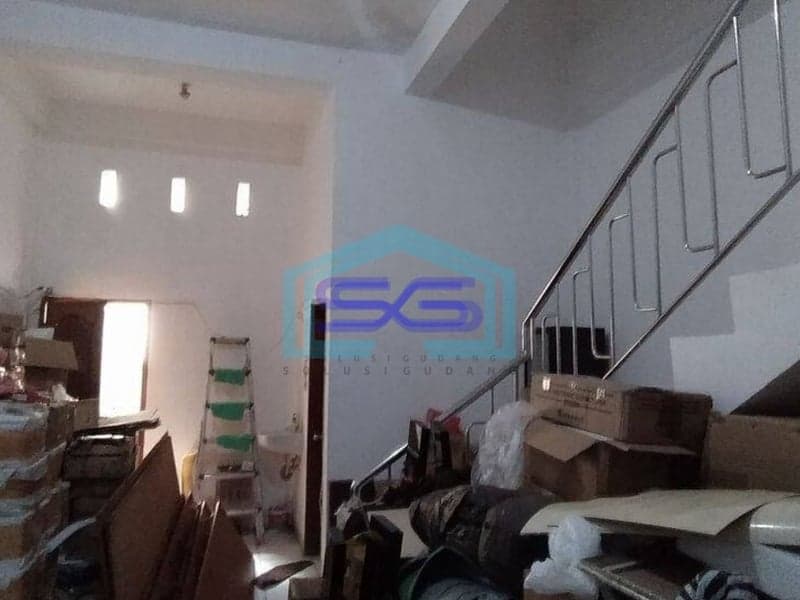 Dijual atau Disewakan Ruko 3 Lantai Lokasi Strategis Fasilitas Parkir Luas