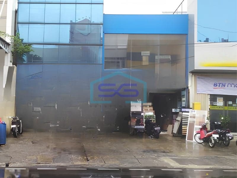 Dijual Ruko 3 Lantai Luas Tanah 160 m² Lokasi di Jakarta Pusat