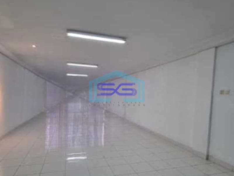 Disewakan Ruko Luas Bangunan  300 m² Lokasi Tanjung Duren Jakarta Barat