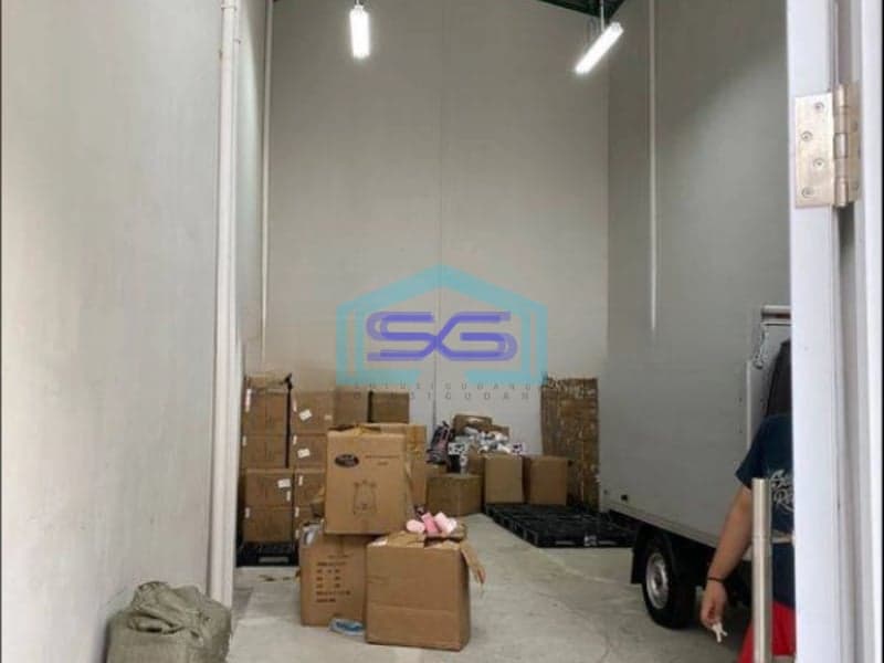 Disewakan Gudang The Store Green Lake City Jakarta Barat Akses Tol Karang Tengah Masuk Kontener