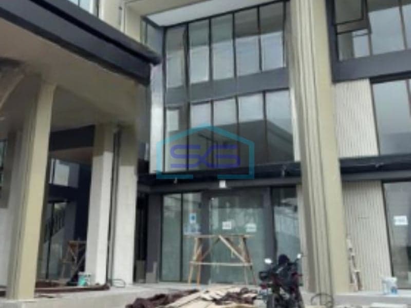 3-Story Shophouse for Rent Land Area 108 m² Location in Gading Serpong Tangerang