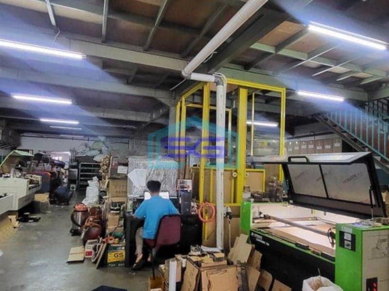 Dijual Gudang Murah Siap Usaha Di Bsd Taman Tekno Tangerang LB 620m2
