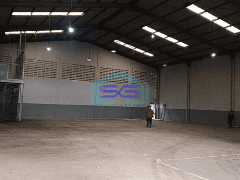 Disewakan Gudang Bebas Banjir Kawasan Industri Segitiga Emas Jababeka Bekasi LT 1800m2