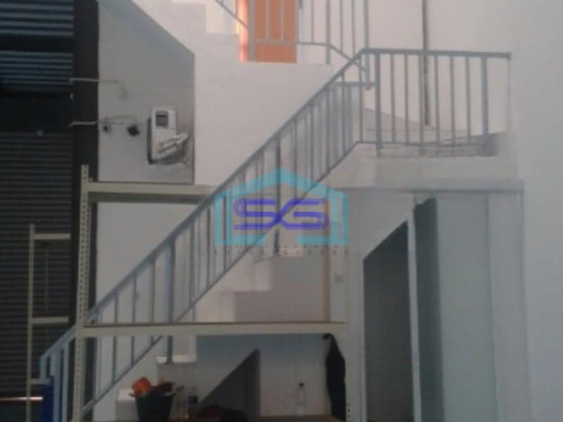 Disewakan Gudang Luas Bangunan 306 m² Lokasi Pasar Kemis Tangerang