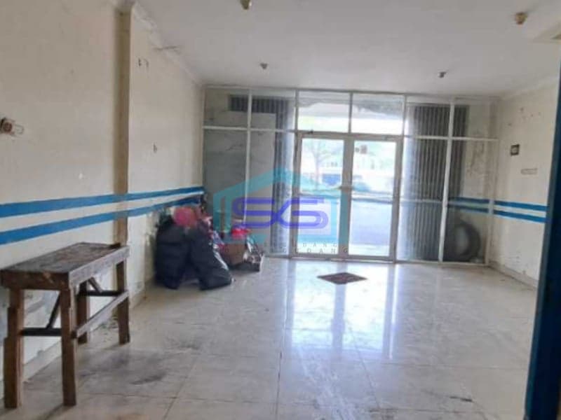 Disewakan Ruko Bangunan 3 Lantai Di Harapan Indah Bekasi LB 240m2