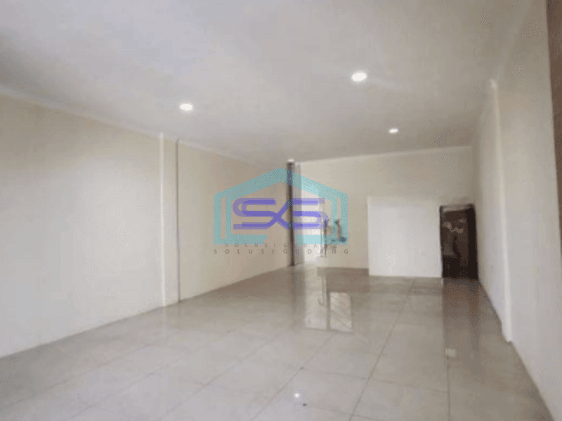 Dijual Ruko 3 Lantai Lokasi Strategis di Mekar Wangi Bandung Luas Tanah  123 m²