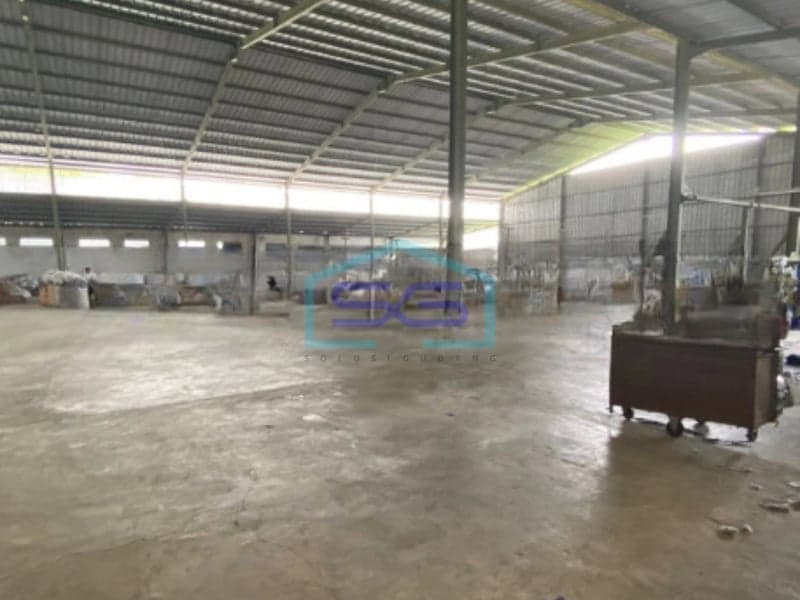 For Sale Factory Warehouse Large Building 10000 m² Located in Majalaya Bandung