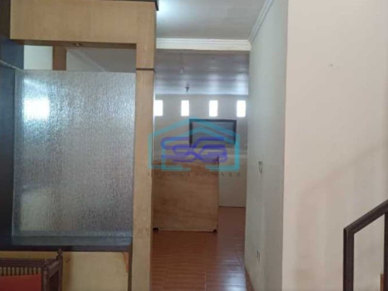 Dijual Ruko Hadap Jalan Raya Siap Huni di Rawa Buntu Tangerang Selatan Luas Bangunan  205 m²