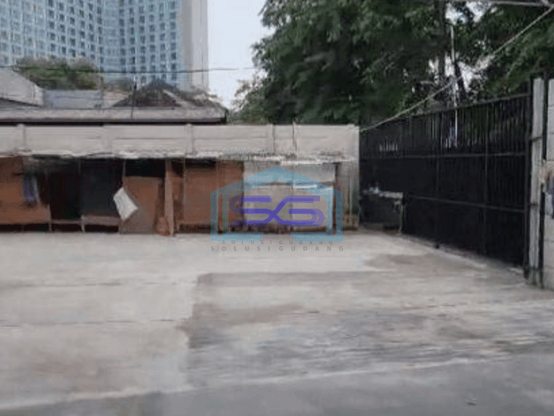 Disewakan Gudang Luas 330 m² Akses 2 mobil Besar Dekat Gambir Jakarta Pusat