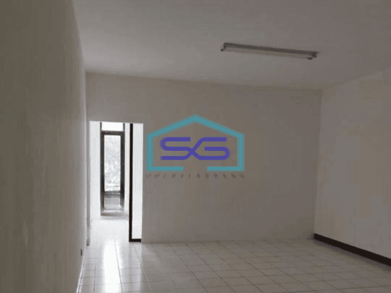 Disewakan Ruko Lokasi Strategis Jalan Boulevard Raya Kelapa Gading