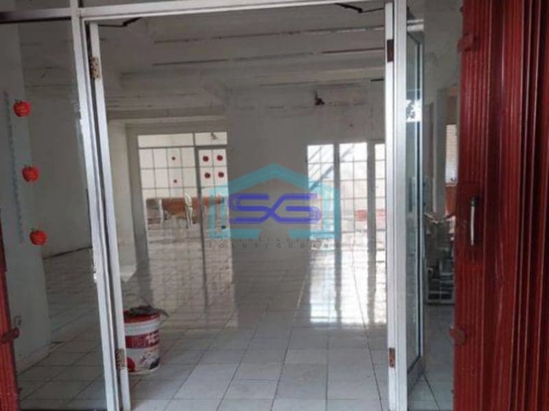 Disewakan Ruko tempat Usaha Sangat Strategis di Jalan Boulevard Graha Raya Bintaro Jaya Serpong Tangerang Selatan