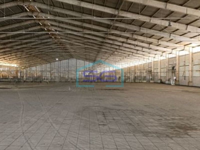 For Rent Warehouse with 40 Feet Container Access Building Area 9260 sqm in Jatake Tangerang