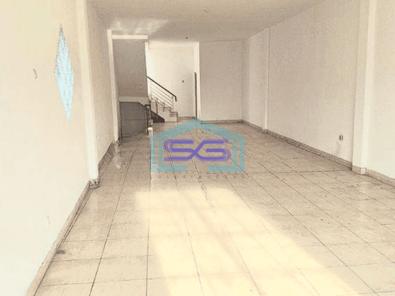 Disewakan Ruko 4 Setengah Lantai di Cideng Jakarta Pusat LB 324m2