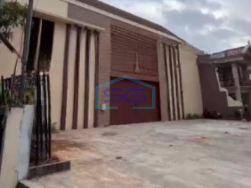 Dijual Gudang Ada Kantor Luas Tanah 828 m² Bebas Banjir di Jakarta Barat