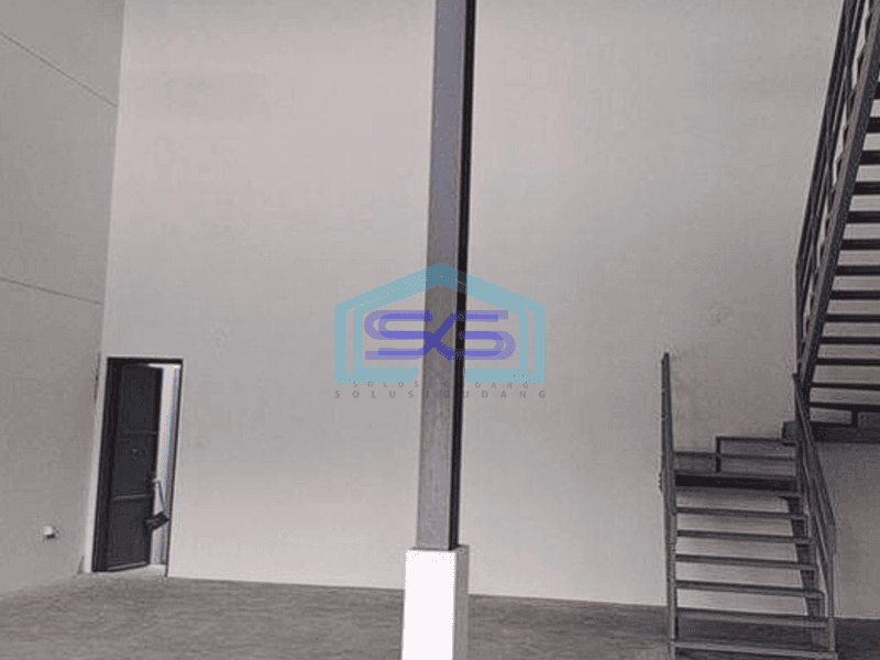 Dsewakan gudang baru bagus di Taman Tekno Bsd City