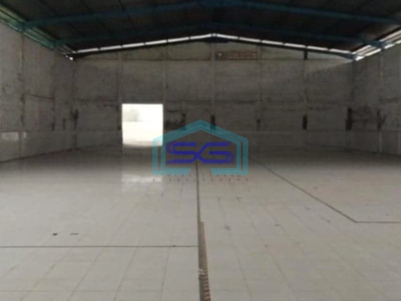 Disewakan Gudang main road Batujajar Bandung Luas Bangunan  1400 m²