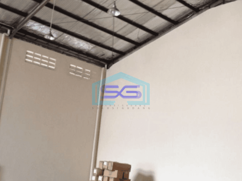 Disewakan Gudang Ada Kantor Lokasi Sangat Strategis di Cipondoh Tangerang Luas Bangunan 300 m²