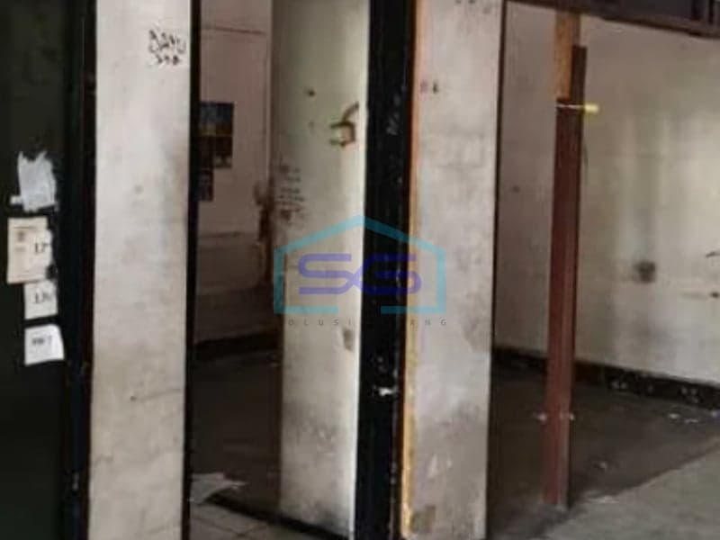 Commercial Space for Sale in Rawamangun, East Jakarta Building Area 160 m²