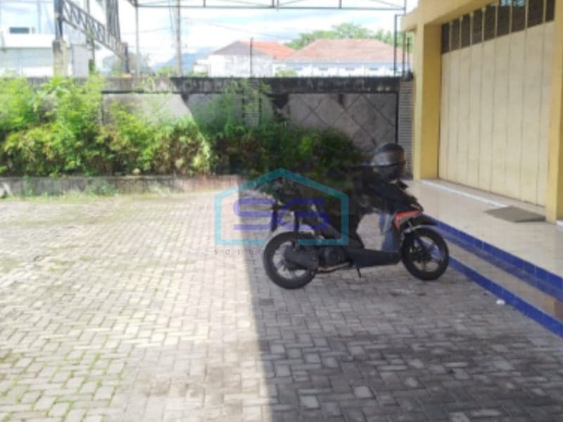Disewakan Gudang Pinggir Jalan Kaliurang Pakem, Sleman LT 839 m2