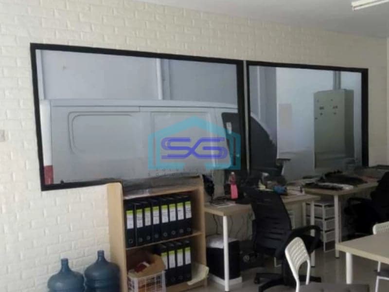 Disewakan Gudang Ada Kantor Luas Tanah 540 m² Lokasi Bebas Banjir di BSD Tangerang